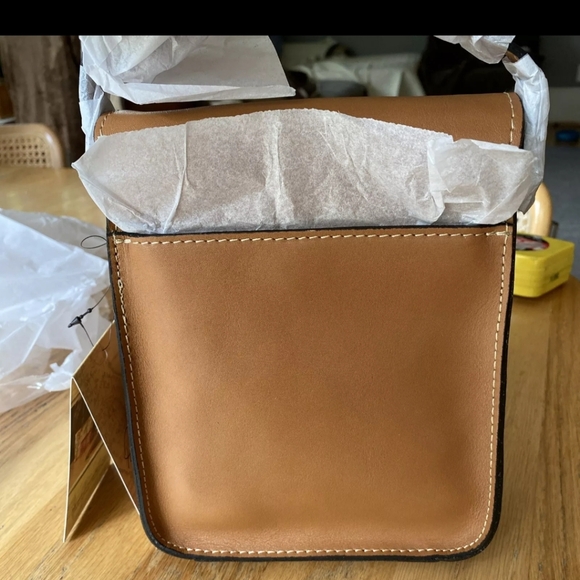 Patricia Nash Lari Leather Crossbody - Picture 4 of 13